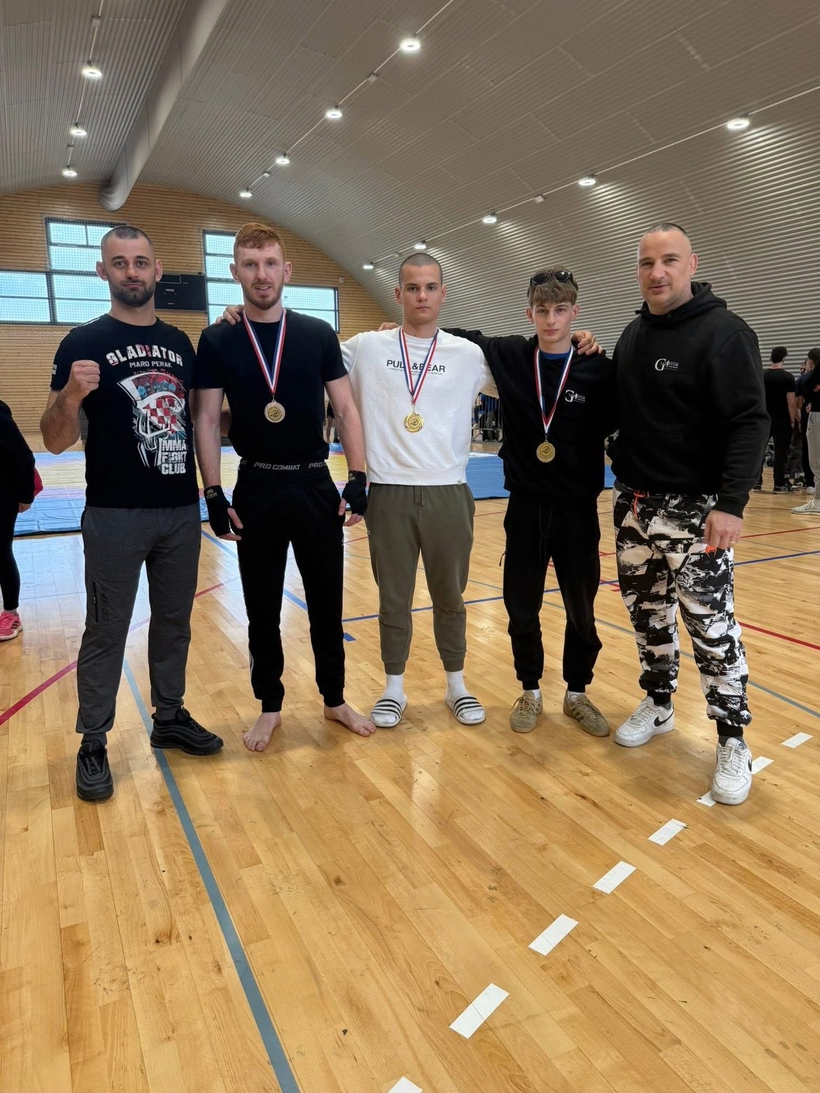 Ekipa s medaljama s natjecanja